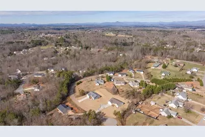 613 Cypress Drive, Mount Airy, GA 30563 - Photo 5