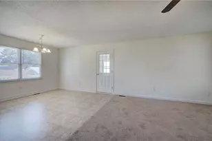 58 Habersham Cir NE, Cartersville, GA 30121 - Photo 7