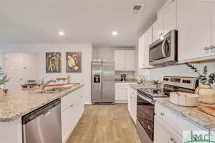 477 Coconut Dr, Bloomingdale, GA 31302 - Photo 5