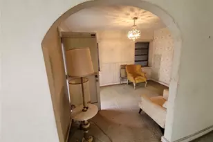 438 N 4th St, Griffin, GA 30223 - Photo 5