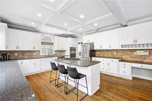 1121 Vinings Grove Way SE, Smyrna, GA 30082 - Photo 11