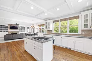 1121 Vinings Grove Way SE, Smyrna, GA 30082 - Photo 9