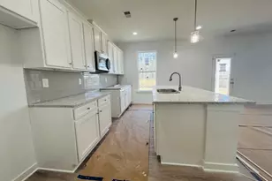 127 Annie Ln, Statham, GA 30666 - Photo 5