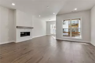 4317 Parkside Pl, Atlanta, GA 30342 - Photo 5