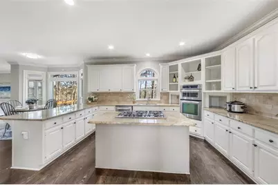 1566 Asheforde Drive, Marietta, GA 30068 - Photo 9