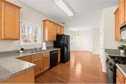 3361 Raes Creek Road #8, Marietta, GA 30008 - Photo 9