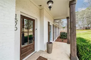 1570 King Arthur Ct SE, Smyrna, GA 30080 - Photo 7