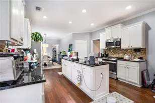 949 Yancey Ct, Loganville, GA 30052 - Photo 9