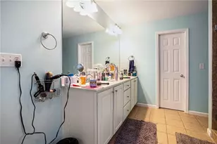 949 Yancey Ct, Loganville, GA 30052 - Photo 17
