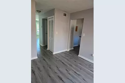 1818 Ashborough Circle #E, Marietta, GA 30067 - Photo 7