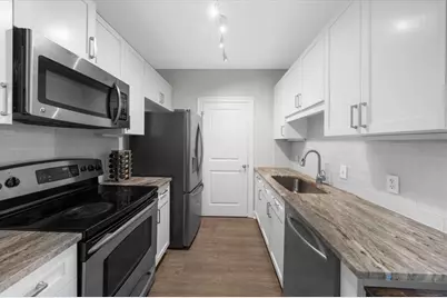 325 E Paces Ferry Road NE #504, Atlanta, GA 30305 - Photo 3