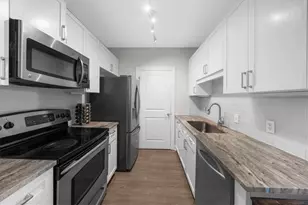 325 E Paces Ferry Road NE, Atlanta, GA 30305 - Photo 3