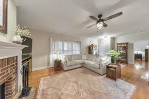 205 Sweetbriar Ln, Canton, GA 30115 - Photo 7