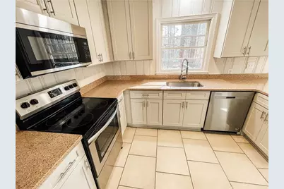 359 N Victoria Road, Woodstock, GA 30189 - Photo 9