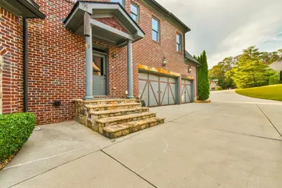 2720 Wildflower Way, Hoschton, GA 30548 - Photo 3