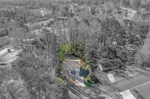 2564 Timberly Dr SE, Marietta, GA 30060 - Photo 3