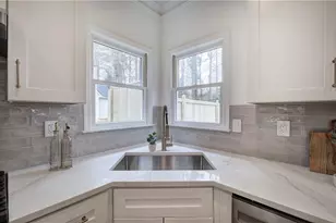 30 Westfair Ct, Atlanta, GA 30328 - Photo 15