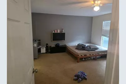 828 Tradd Court, Stone Mountain, GA 30087 - Photo 7