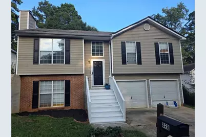 828 Tradd Court, Stone Mountain, GA 30087 - Photo 1