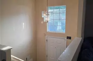 828 Tradd Ct, Stone Mountain, GA 30087 - Photo 3