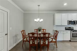 2476 Rathburn Cir, Loganville, GA 30052 - Photo 15