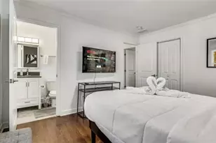 4050 Washington Rd, East Point, GA 30344 - Photo 11