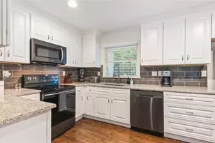 4050 Washington Rd, East Point, GA 30344 - Photo 35