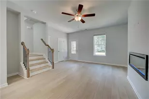 313 Daybreak Ln, Newnan, GA 30265 - Photo 9