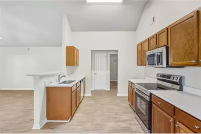 7137 Ravenwood Lane, Lithonia, GA 30038 - Photo 5