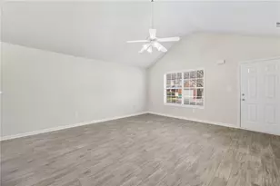 7137 Ravenwood Ln, Lithonia, GA 30038 - Photo 9