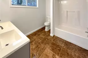 1367 Oakview Cir, Forest Park, GA 30297 - Photo 13