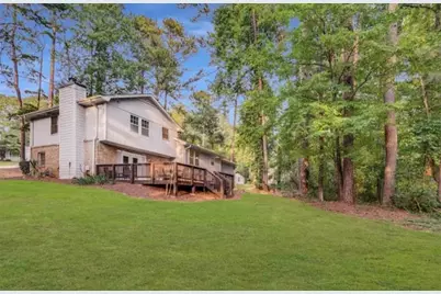 5671 Bobby Brook Court, Lithonia, GA 30038 - Photo 7