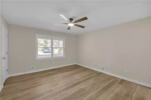 122 W South St, Canton, GA 30114 - Photo 27