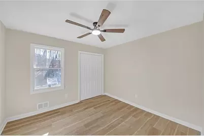 122 W South Street, Canton, GA 30114 - Photo 35