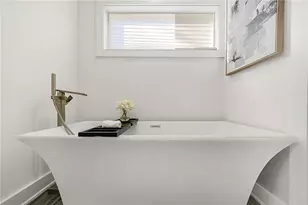 2847 Forrest Hills Dr SW, Atlanta, GA 30315 - Photo 17