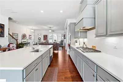 1910 Skyfall Circle NE, Atlanta, GA 30319 - Photo 7