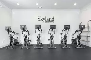 1910 Skyfall Cir, Atlanta, GA 30319 - Photo 27