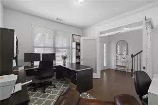 7925 Brewton Creek Dr, Cumming, GA 30028 - Photo 9