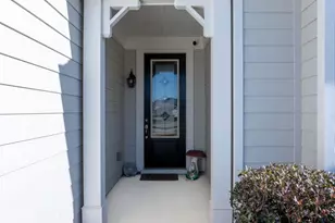 425 Chatuge Dr, Hoschton, GA 30548 - Photo 3