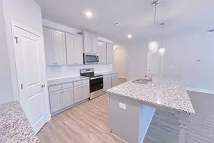 207 Harrison Dr, Calhoun, GA 30701 - Photo 1