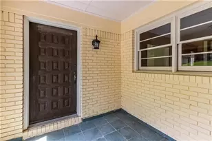 1102 Rogeretta Dr NE, Atlanta, GA 30329 - Photo 5