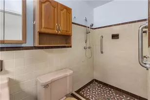 1102 Rogeretta Dr NE, Atlanta, GA 30329 - Photo 17