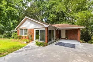 1102 Rogeretta Dr NE, Atlanta, GA 30329 - Photo 1