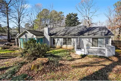 8671 Twin Oaks Drive, Jonesboro, GA 30236 - Photo 27