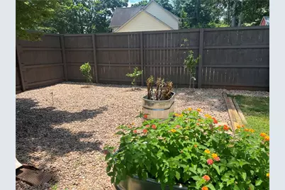 1725 Spindle Top Court SW, Lilburn, GA 30047 - Photo 27