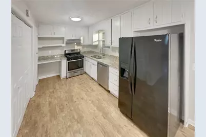 5855 W Amalfi Way, Douglasville, GA 30135 - Photo 9