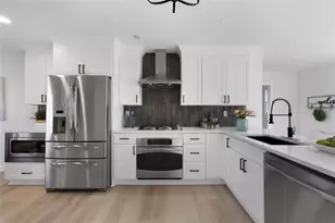 2360 Milstead Cir NE, Marietta, GA 30066 - Photo 13