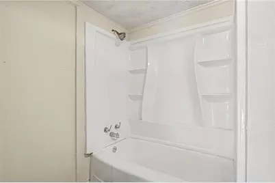 107 1st Street, Barnesville, GA 30204 - Photo 17