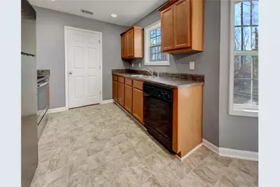 300 Majesty Drive, Rockmart, GA 30153 - Photo 11