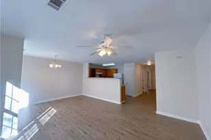 6334 Hickory Ln Cir, Union City, GA 30291 - Photo 9